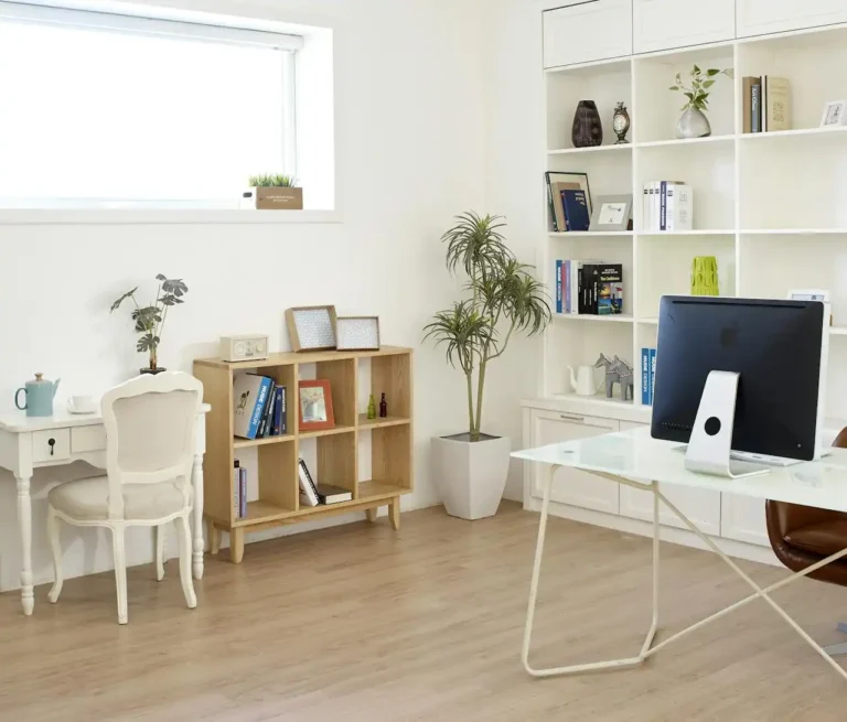 The Best Shelf Styling Formula Designers Use