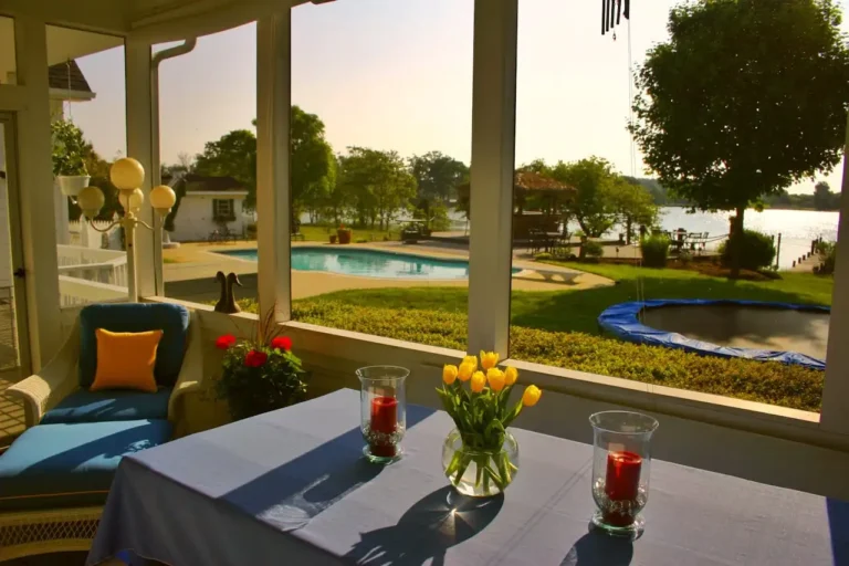 Seasonal Outdoor Decor Ideas to Try This Year